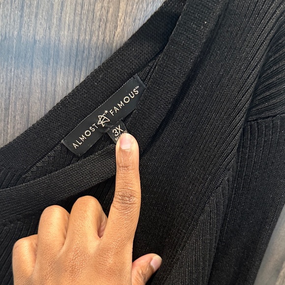 Almost Famous Black and White Long Sleeve Dress - Picture 2 of 5